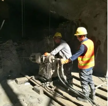 滕州水下抗分散灌浆料特点 水下不分散注浆料介绍