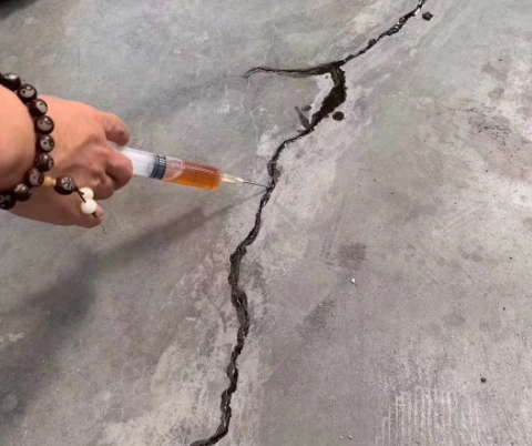 滕州混凝土裂缝修补技术详解​